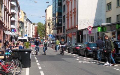 Die erste „Frankfurter Fahrradstraße“!